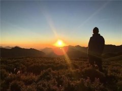 <b>最长的路也有尽头，最黑暗的夜晚也会迎接清晨</b>