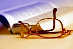 <b>低调做人 ，高调做事，然后用平和的心态看待一</b>