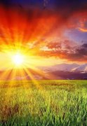 <b>背对太阳，阴影一片，迎着太阳，光芒万丈</b>