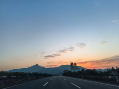 <b>人是为明天活着的</b>