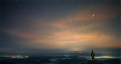 <strong>所有打不倒你的，都会让你更强大</strong>